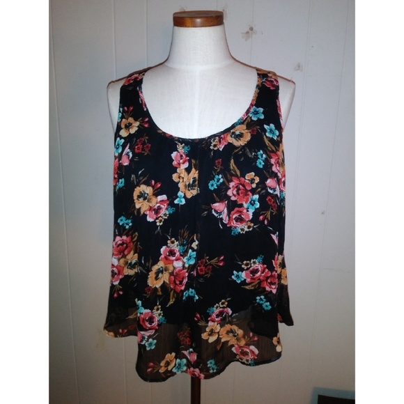 N/A Tops - 🔴3 for $10 deal🔴